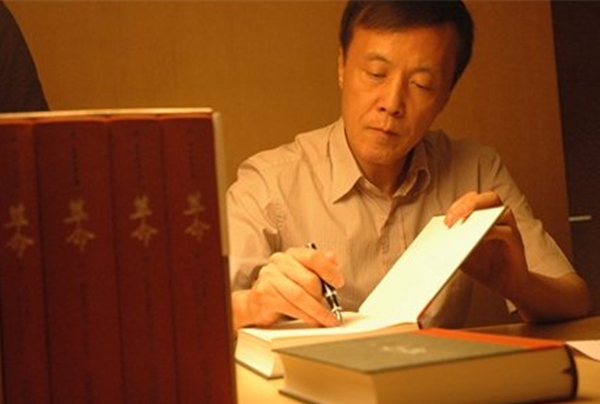 抗战笔谈︱杨奎松：学界为何没有令人信服的战史著作