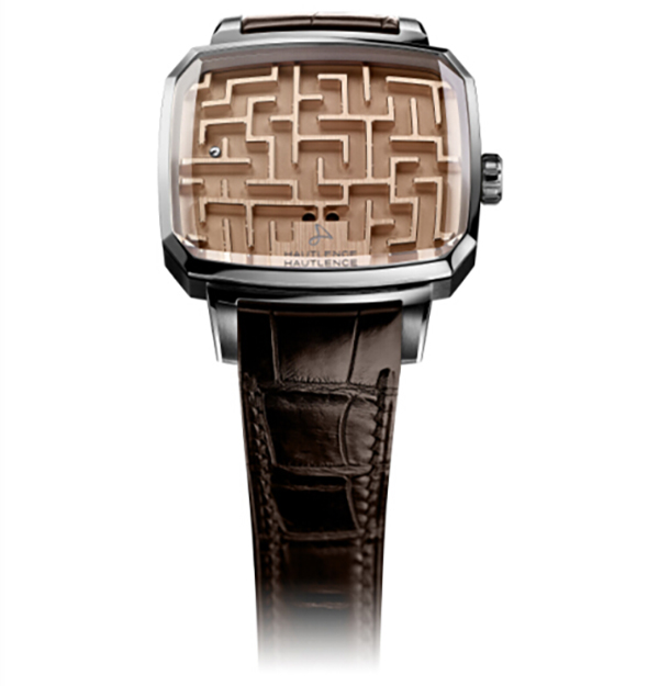 城会玩：这块十几万的“腕表”连时间都看不了