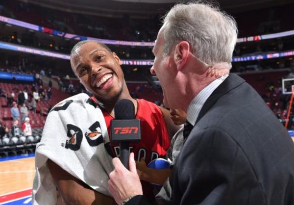 倚天屠龙记？这就是“小人物”洛瑞的过山车人生