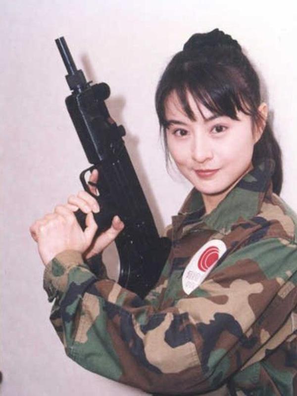 回望25年前的香港影坛，惟余一声叹息