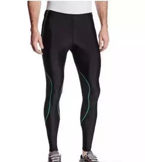 紧身衣和压缩衣的区别你懂吗？终极揭秘哪款装备适合你