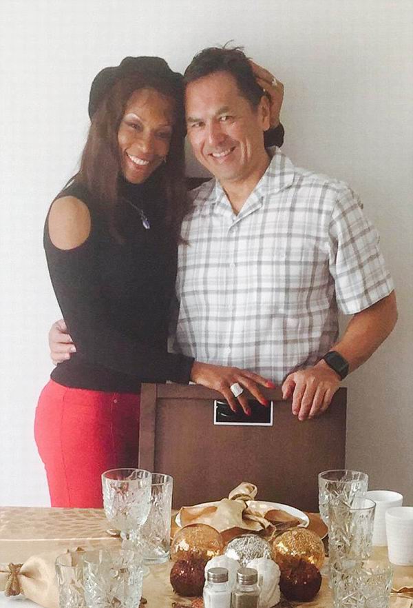 64岁还有6块腹肌！？原来你是这样的神奇奶奶！