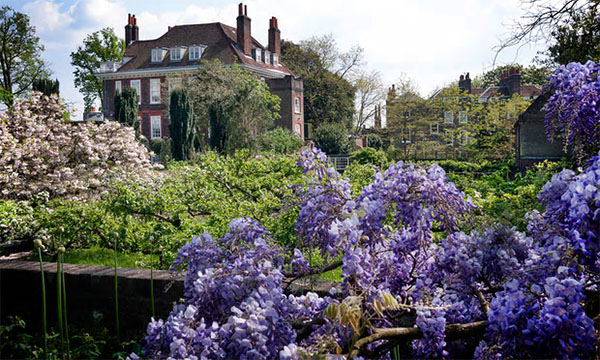 去英国，探访秘境花园