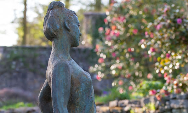 去英国，探访秘境花园