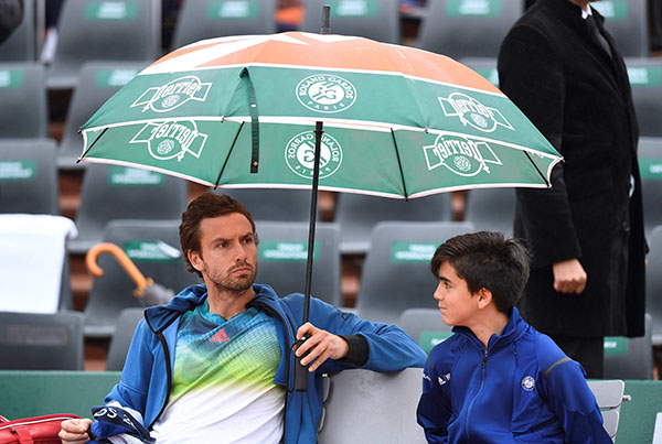 都是套路！法网为赚观众钱竟干出这事，连累德约当了背锅侠