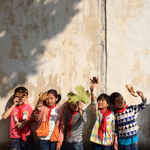 体育老师教你怎么用手机拍下孩子最纯真的瞬间