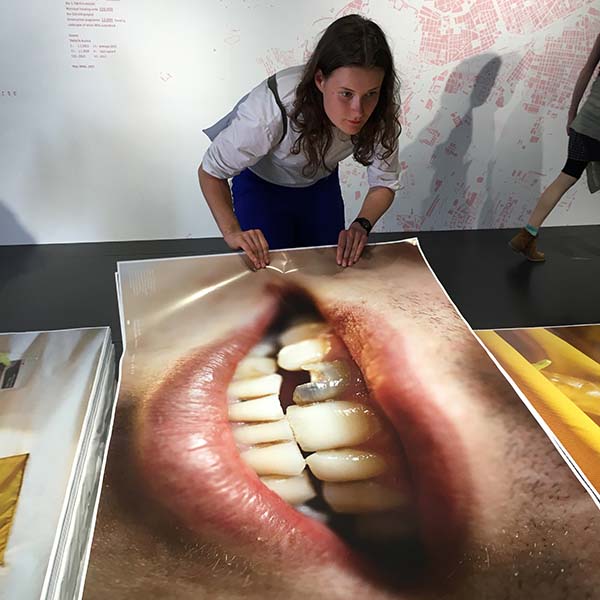 看展览|威尼斯建筑双年展巡礼，多元议题建筑的“前线汇报”