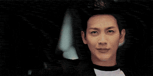 在青春偶像剧中，泰剧堪称脑洞清奇，发起糖来不要命