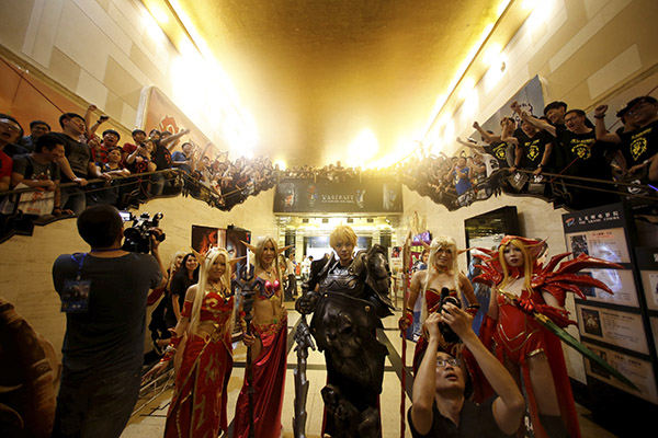 评分再低，槽点再多，《魔兽》依然轻松占领内地票房