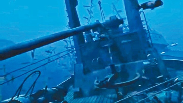 戴上VR装置，跟着考古队到水下探险吧！