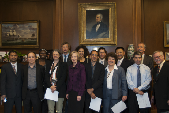 【果壳网专访】贾鹤鹏：公众与科学界，彼此误会好多年