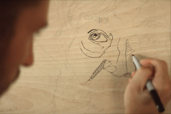 趣看｜“钉子户”打造人物肖像，祼眼3D感动盲人好友