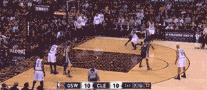 全队17记三分，库里38分！这样的勇士让詹姆斯怎么赢？