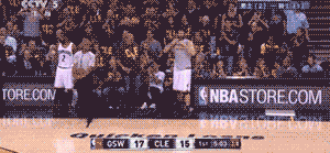 全队17记三分，库里38分！这样的勇士让詹姆斯怎么赢？