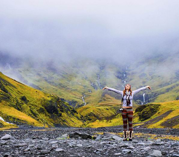 一边玩一边赚钱，他们是如何把旅行变成工作的？