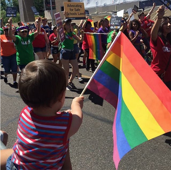 听同志父母们讲述，虽然艰难他们仍想拥有完整的家庭幸福