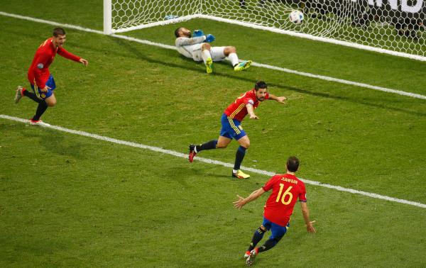 八年前还混迹第三级联赛，他是西班牙版的瓦尔迪传奇