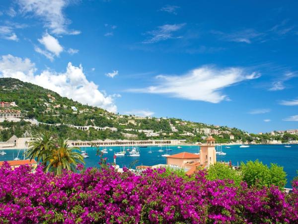 从意大利到德国，自驾遇见欧洲男模队