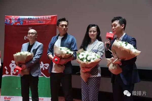 海报栏｜电影节赶场追星的休息了，劳模们还不行啊