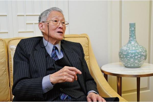 访问摄影大师何藩：岁月冲不淡的摄影热情