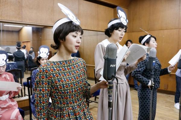 那个窗边的小豆豆，长大后成了日本国民怪婆婆