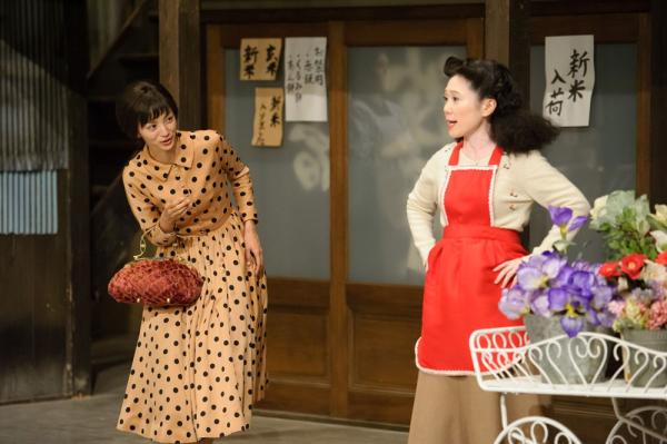 那个窗边的小豆豆，长大后成了日本国民怪婆婆