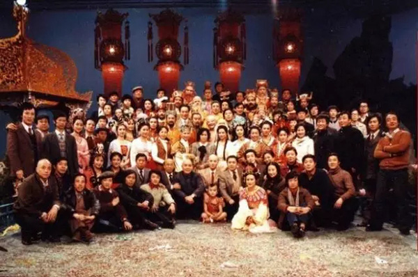 《西游记》这些老爷子走了，我童年的四分之三消失了