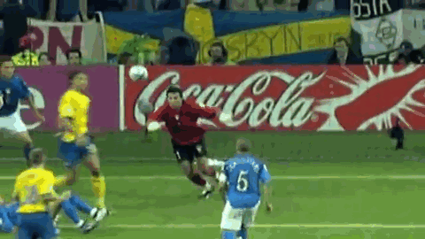 伊布的“统治”：这个被歧视的移民孩子改变了瑞典社会