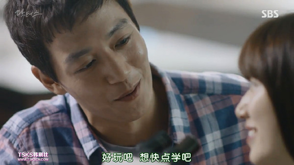 老师不睡学生，偶像不睡粉丝