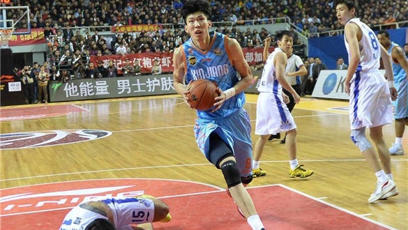 张佳玮 | 周琦去火箭，就像风清扬收了令狐冲