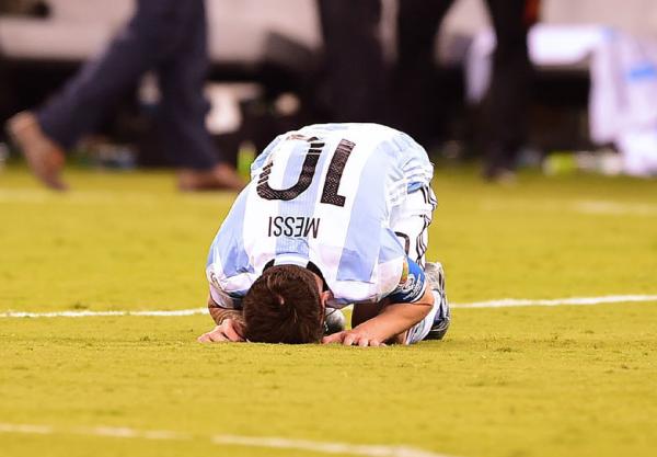 阿圭罗等众将也将随梅西退出？阿根廷足协才是祸首？