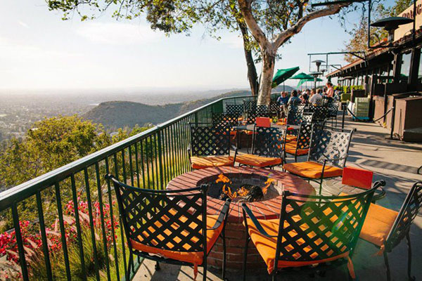 橘子郡长夏永驻