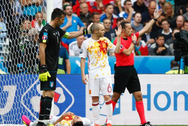 2008-2016，小白老了，属于西班牙的无敌真正远去…