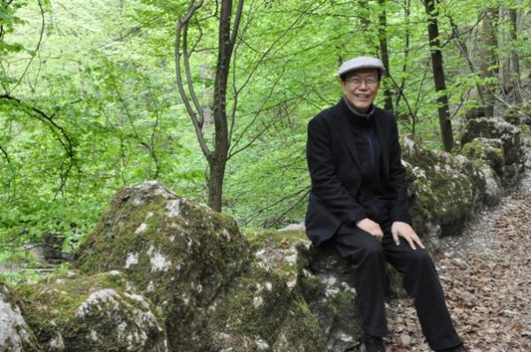 对谈 | 香港本土诗人也斯在日常风物中描绘不断变形的香港