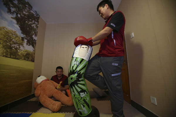 菜鸟网络为快递员建减压室：要给行业争取更多人权路权财产权