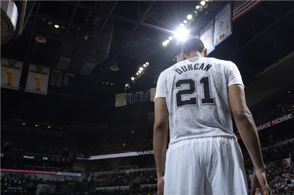 这样的退役很“邓肯”，19年里能让他斗嘴的只有科比了