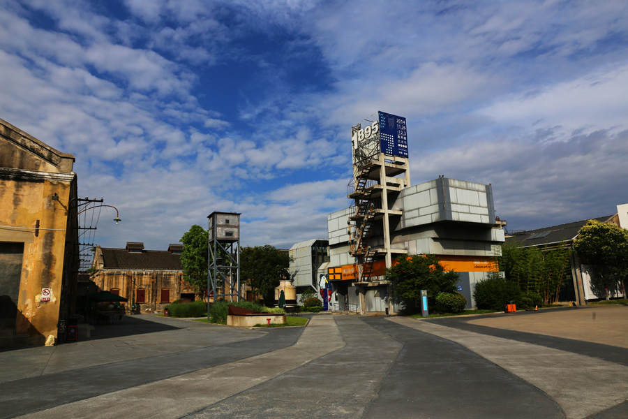 昔曰老厂房 今朝文化园 (2).jpg