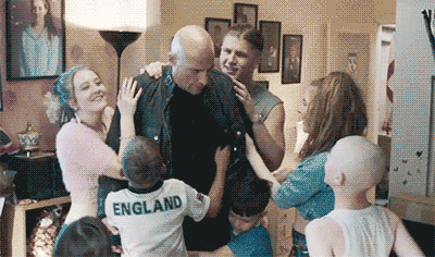 这部低俗喜剧，成吨的去污粉都没用