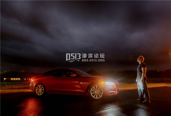 新闻稿：互联科技与全地形能力加持 全新捷豹XF助力“追风之旅”_1.jpg