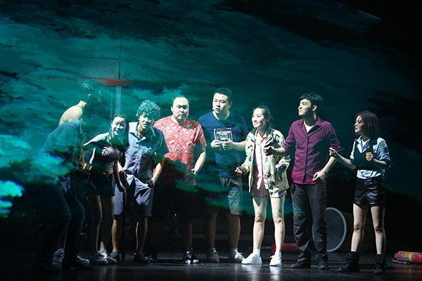 开心麻花舞台剧《我叫白小飞》上戏剧院首演，爆笑惊悚又怀旧