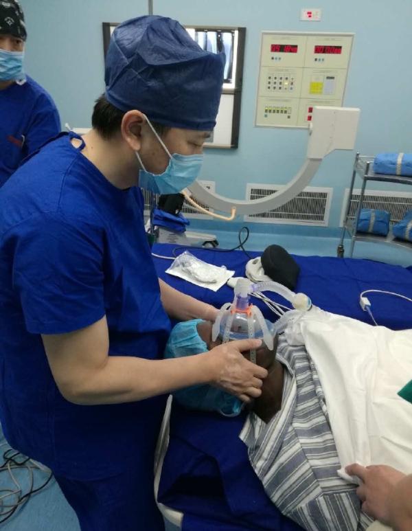 登巴巴手术成功！对比身体复健，心理恢复才是术后难点