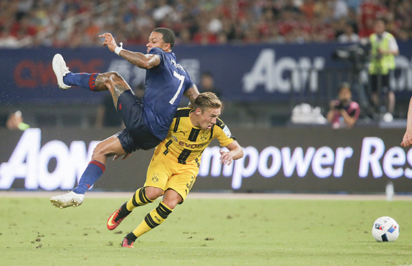 曼联+穆里尼奥也没法让商赛盈利？那明年就看皇马踢巴萨吧