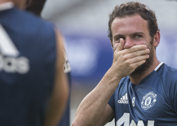 曼联+穆里尼奥也没法让商赛盈利？那明年就看皇马踢巴萨吧