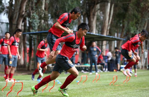 千万保额保障国脚征战12强赛，足协的大招能收获更多吗？