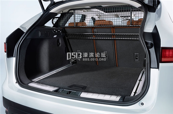 盛夏时节 与F-PACE一起逃离酷暑_02.jpg