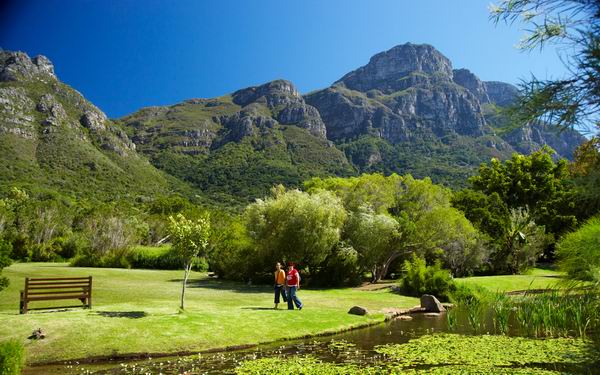 美到让人想一辈子住在里面！人生一定要去的8个植物园