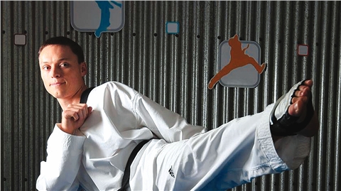 日奥运选手为挣钱备战当和尚，更多人为奥运打零工、做兼职