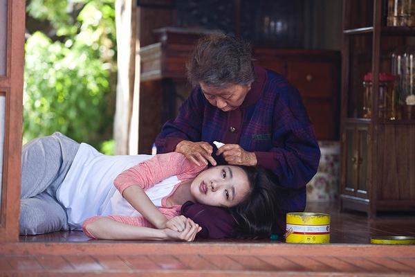 睡不着｜你是否也有这样一个奶奶，愿意为你上天摘星