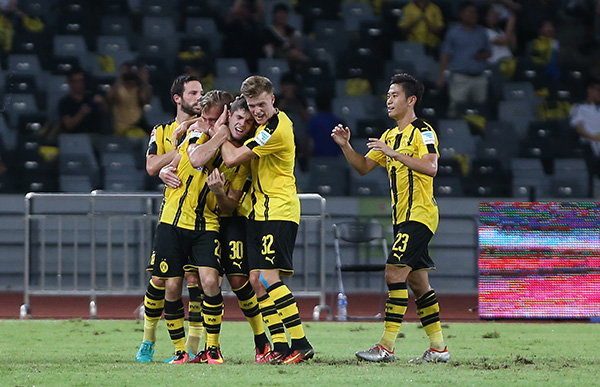 多特蒙德的商业经：有盗版球衣是好事，商业开发不是看天吃饭