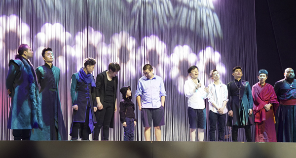 3D奇幻舞台剧《盗墓笔记外传：藏海花》倾倒沪上观众